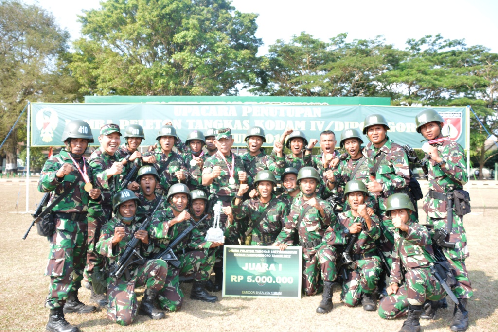 Yonif 410/Alugoro Juara Tontangkas Piala Pangdam